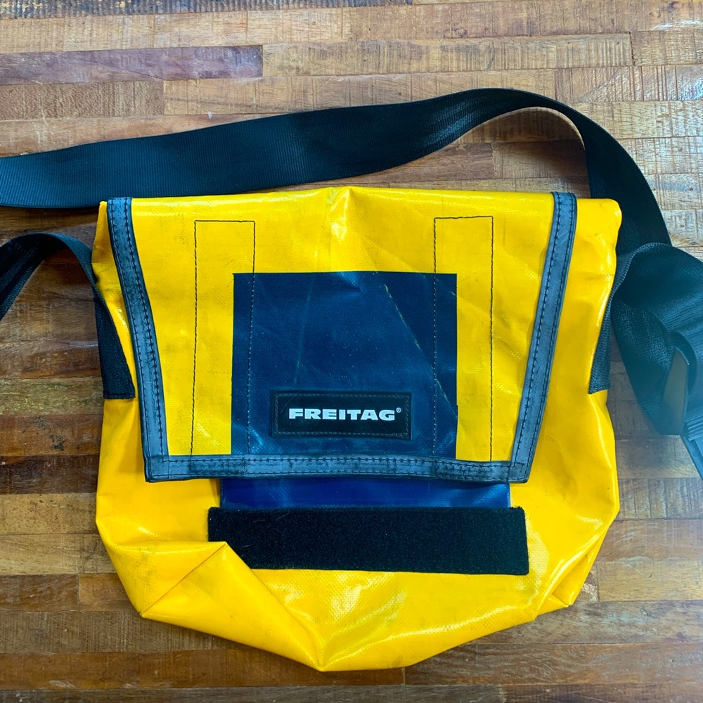 Freitag Messenger Bag yellow and blue (Recycled tarp)